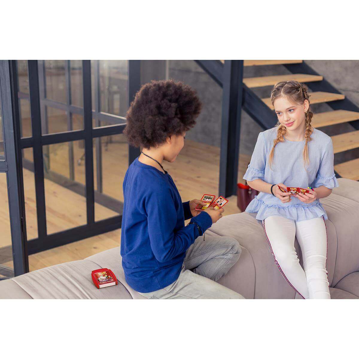 Kings and Queens Top Trumps Card Game