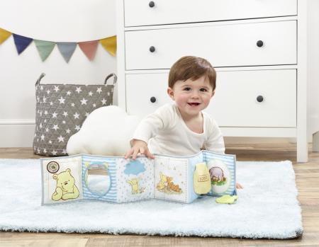 Winnie The Pooh Unfold & Discover