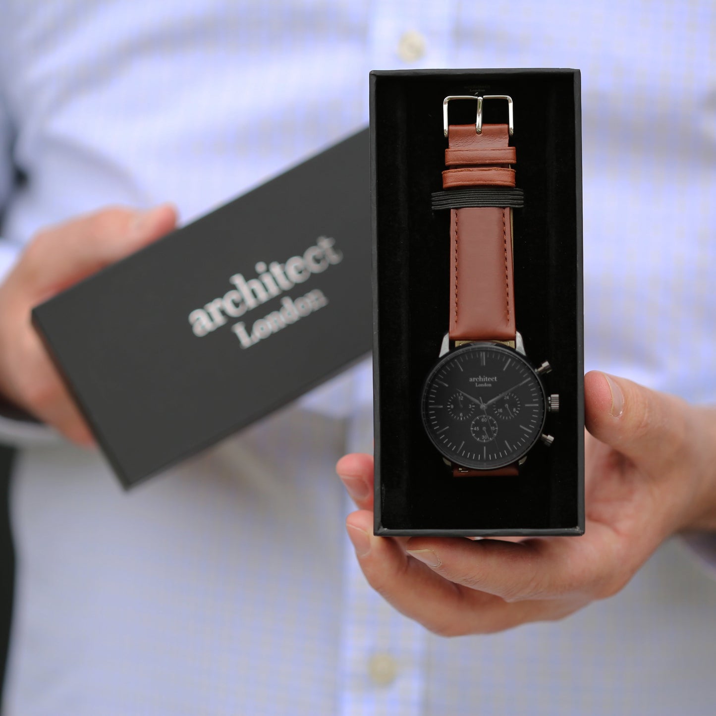 Handwriting Engraving - Men's Architect Motivator Black with Walnut Strap